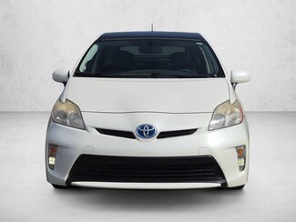 2013 Toyota Prius Four photo 3