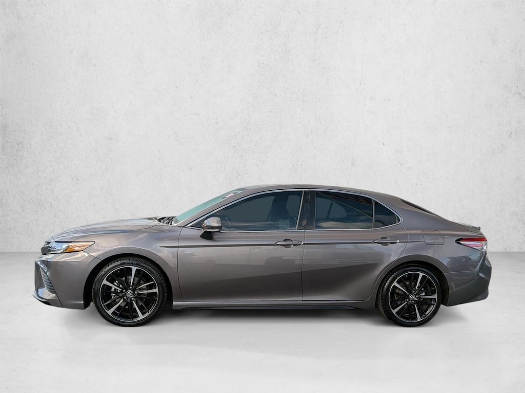 Used 2018 Toyota Camry XSE Sedan
