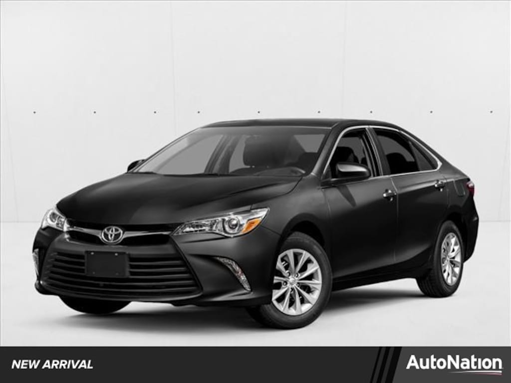 Used 2016 Toyota Camry LE Sedan