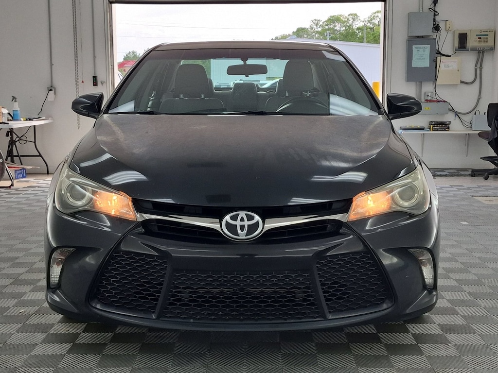 Used 2015 Toyota Camry SE 4dr Car