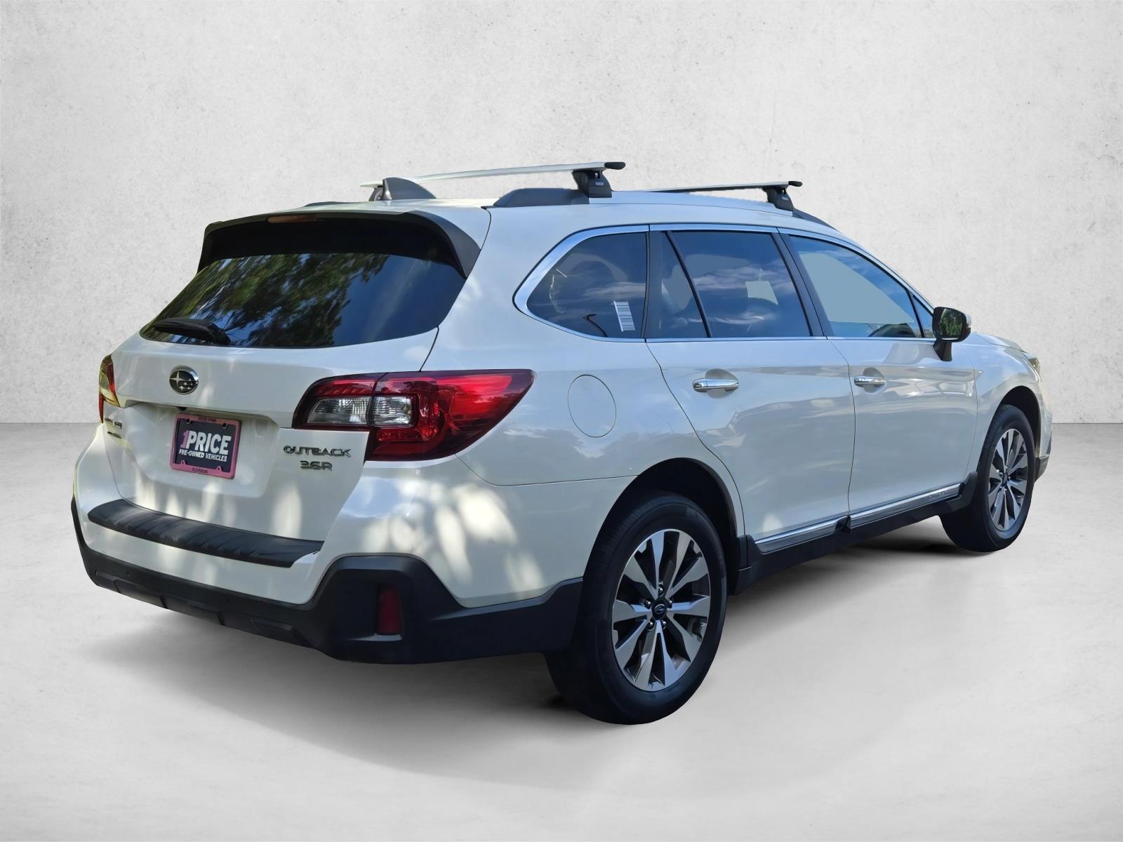 2018 Subaru Outback Touring photo 4