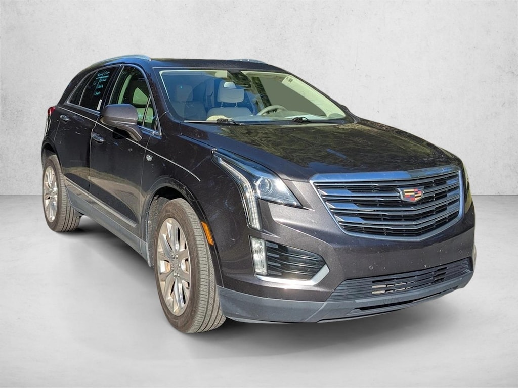 Used 2017 Cadillac XT5 Luxury FWD Sport Utility