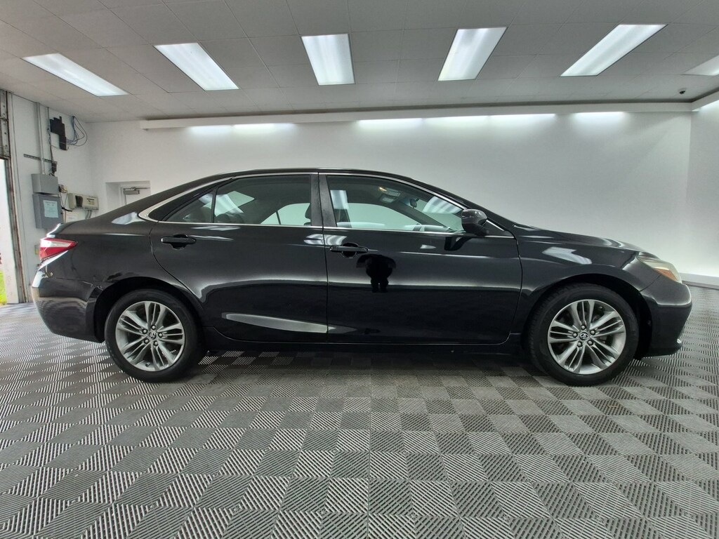 Used 2015 Toyota Camry SE 4dr Car