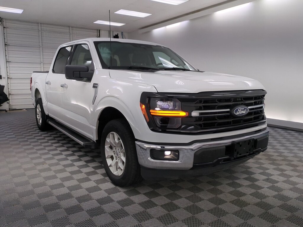 Used 2025 Ford F-150 XLT Crew Cab Pickup