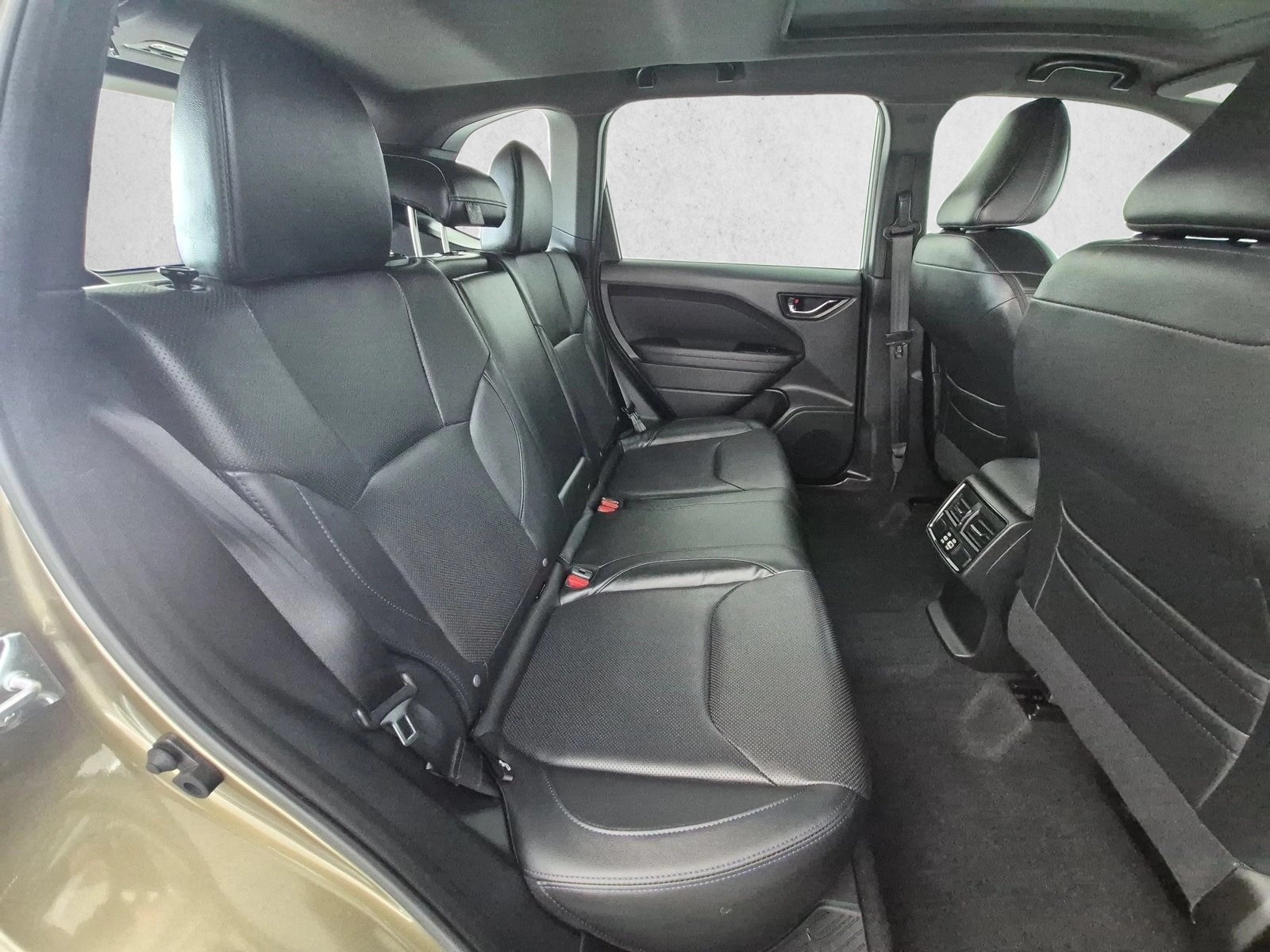 2025 Subaru Forester Limited - Photo 24