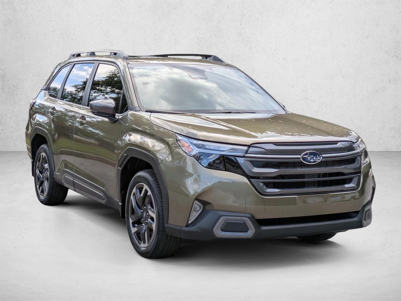 2025 Subaru Forester Limited - Photo 9