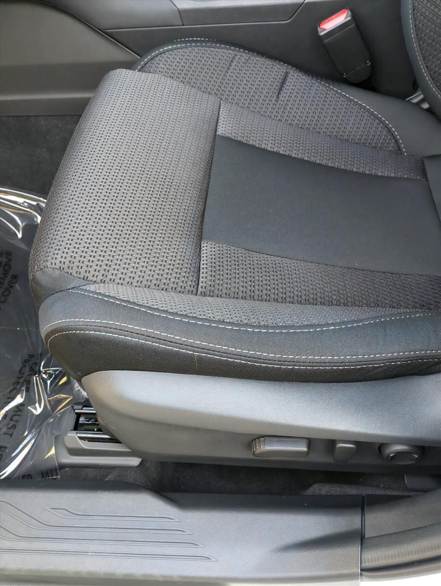 2025 Subaru Outback Premium photo 4
