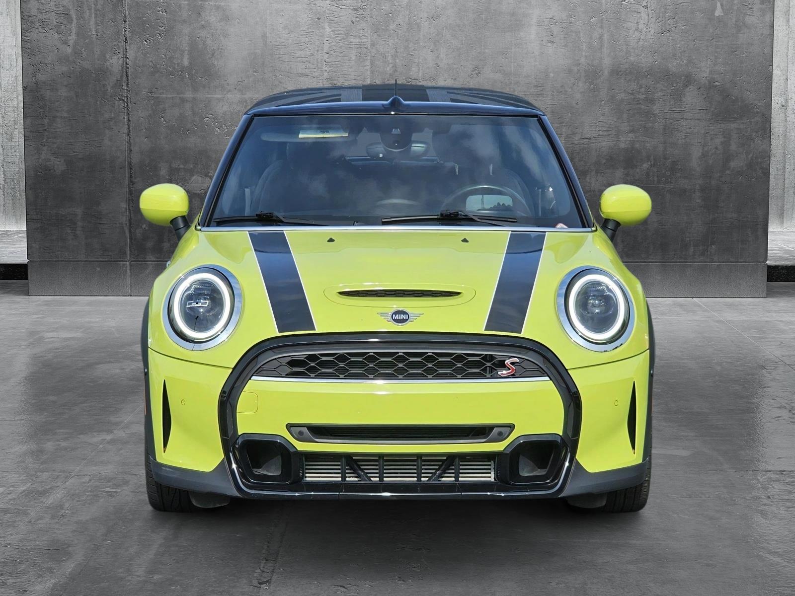 2022 Mini Cooper S 2 Door photo 2