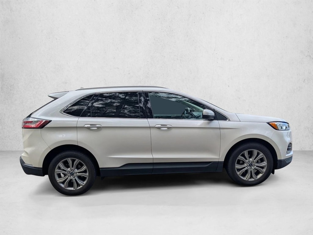 Used 2019 Ford Edge Titanium Sport Utility
