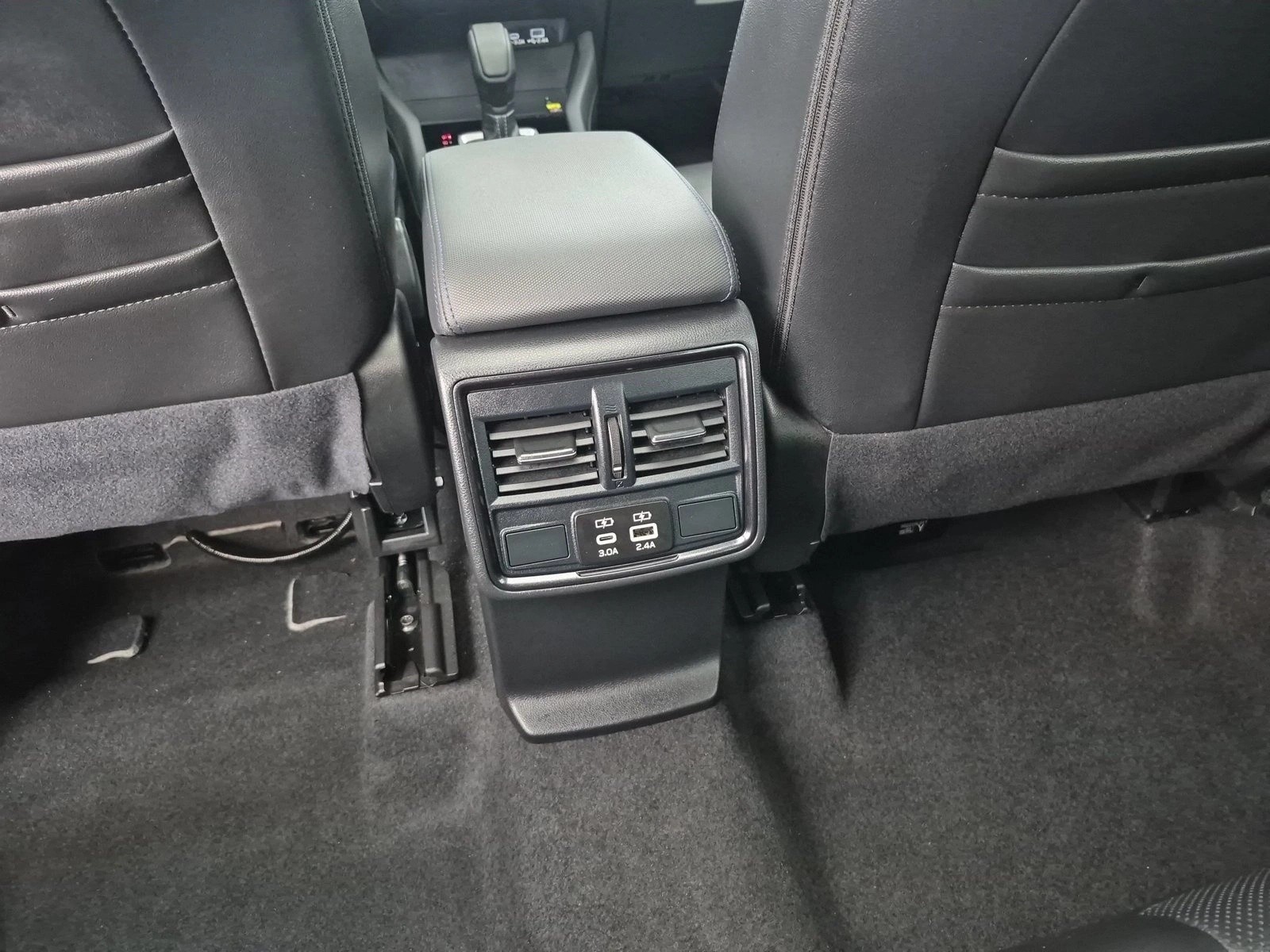 2025 Subaru Forester Limited - Photo 19