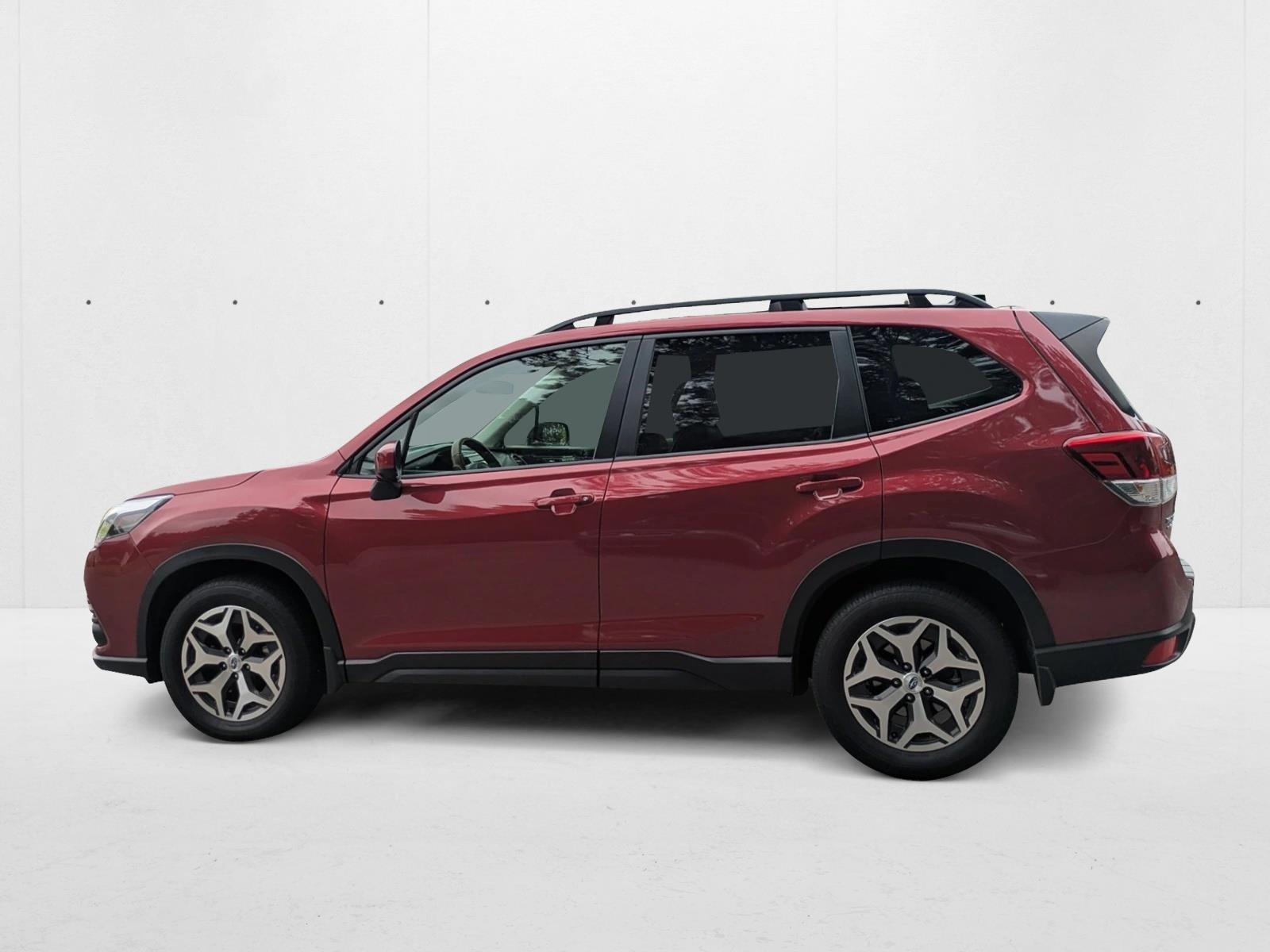 2024 Subaru Forester Premium photo 2