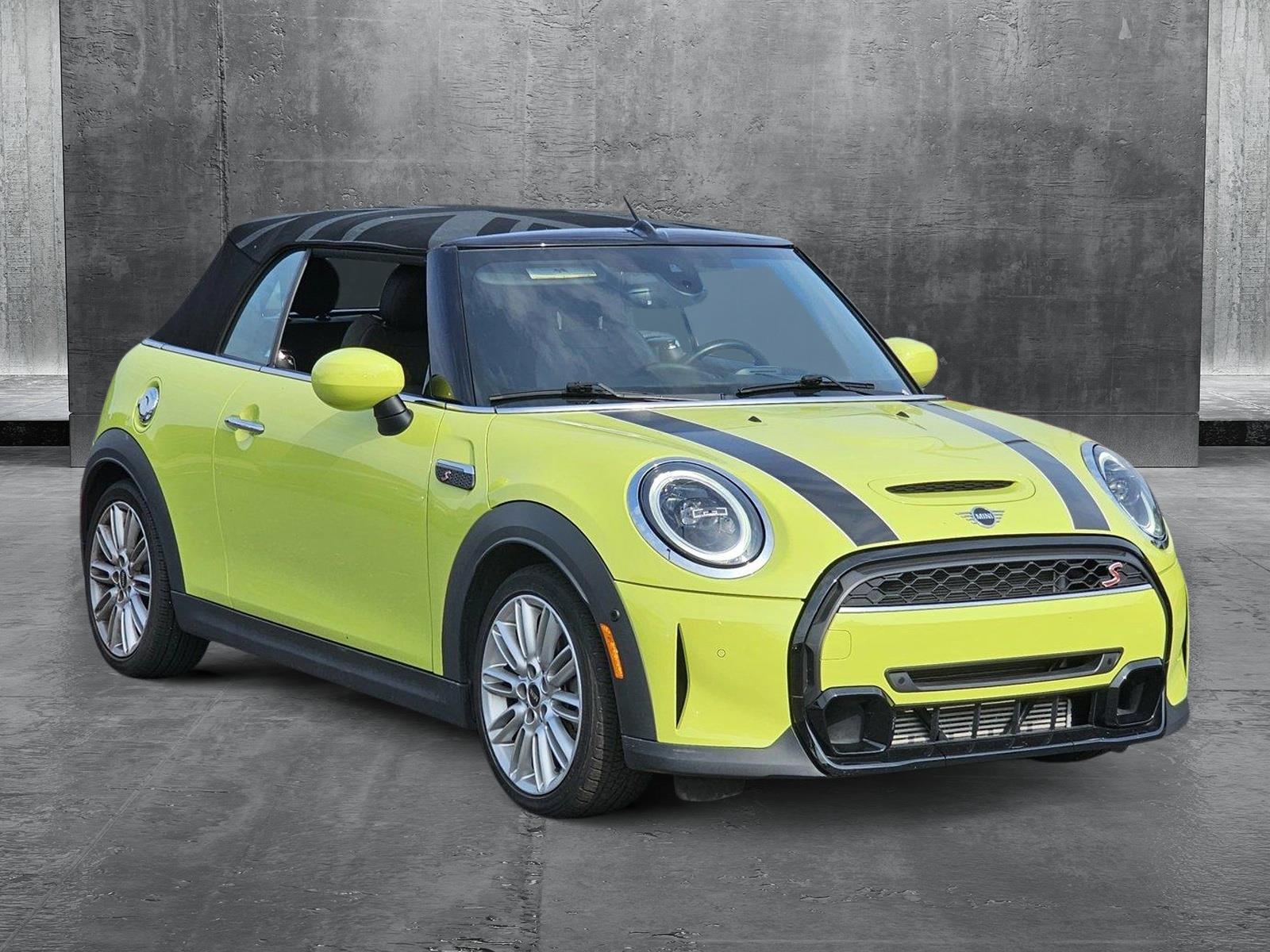 2022 Mini Cooper S 2 Door photo 3