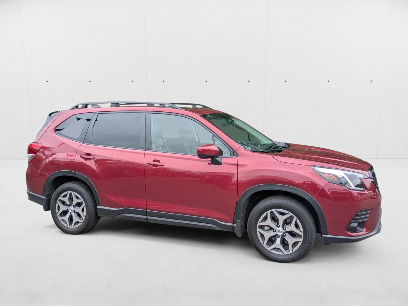 2024 Subaru Forester Premium photo 3