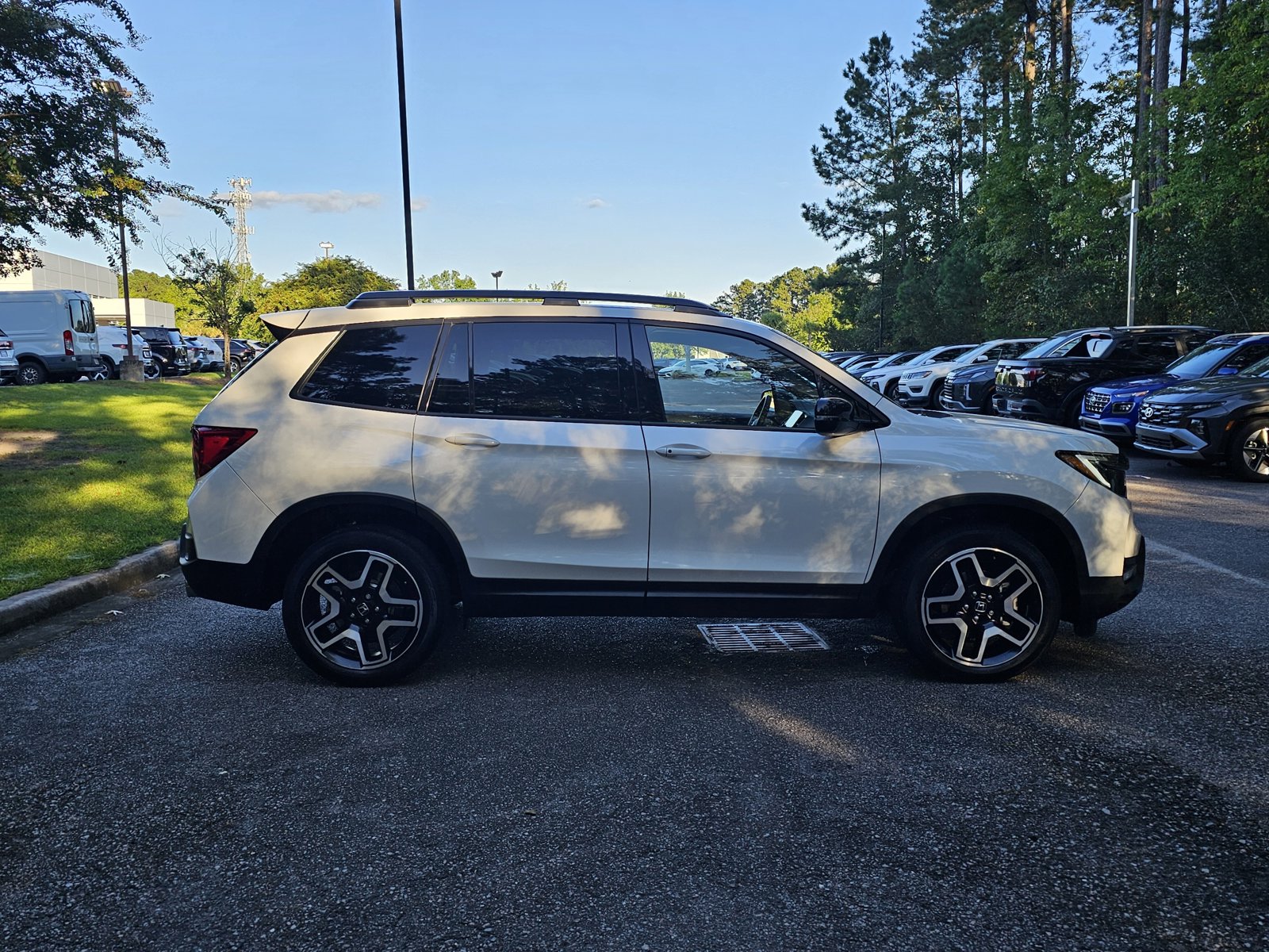 2022 Honda Passport Elite Sport photo 4
