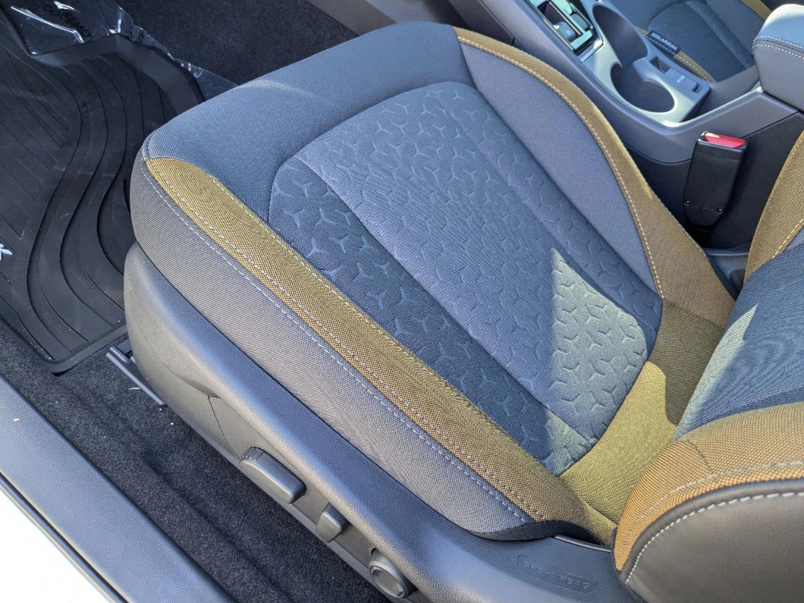 2025 Subaru Crosstrek Sport photo 2