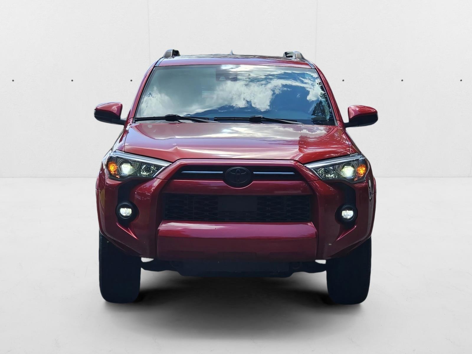 2022 Toyota 4Runner SR5 photo 2