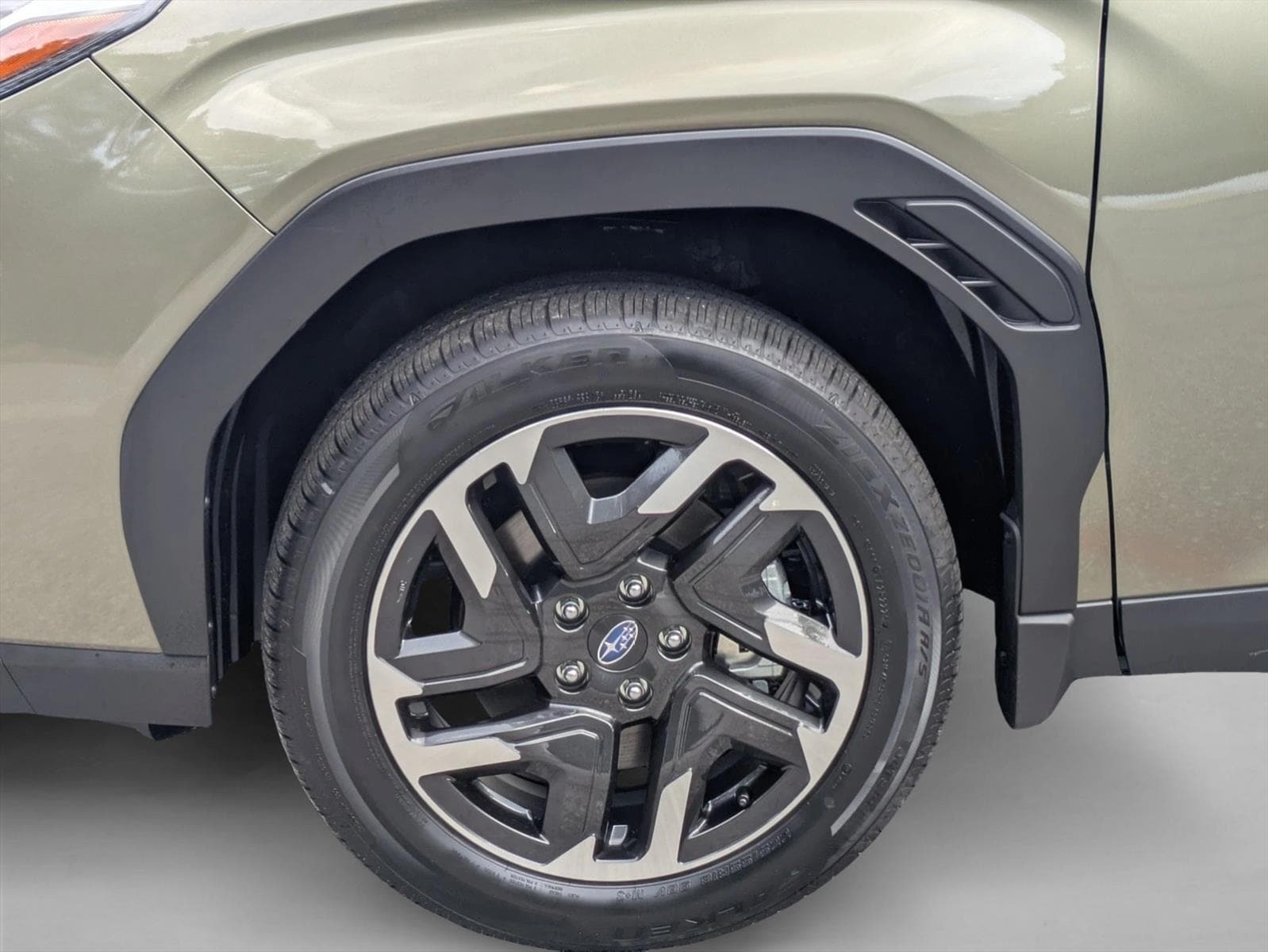 2025 Subaru Forester Limited - Photo 10