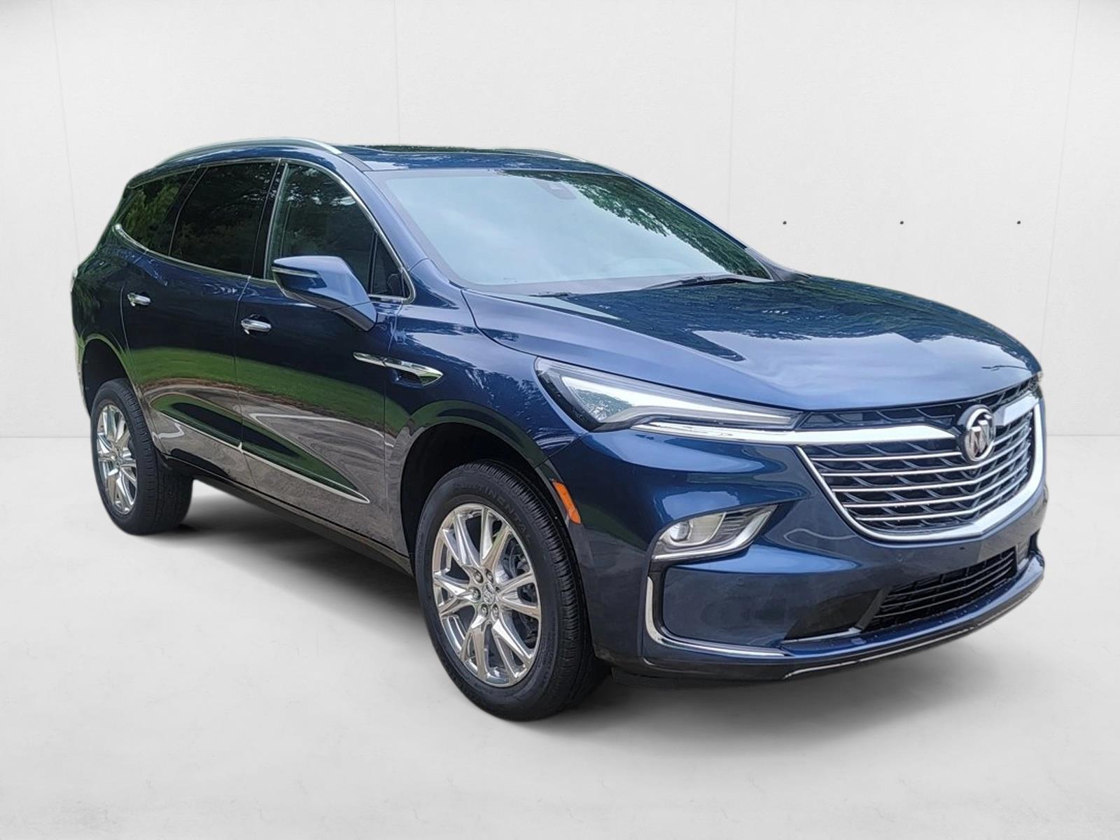 2023 Buick Enclave Essence photo 3