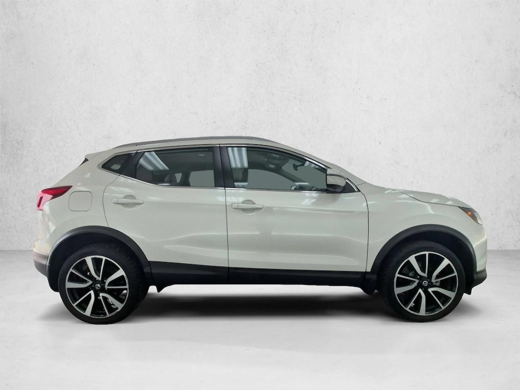 Used 2017 Nissan Rogue Sport SL Sport Utility