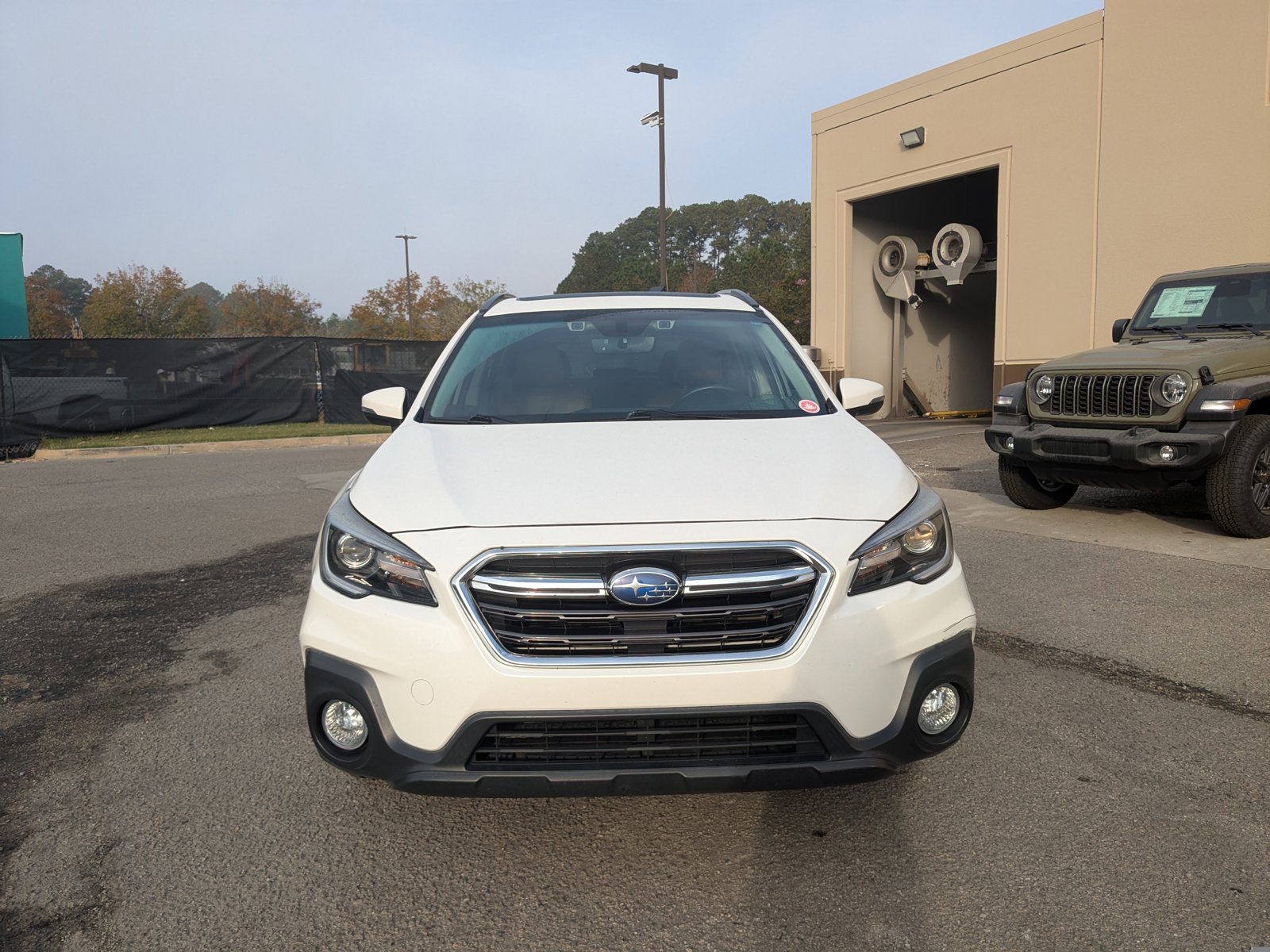2019 Subaru Outback Touring photo 2