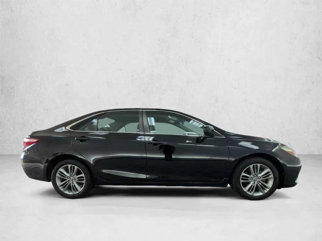 Used 2015 Toyota Camry SE 4dr Car