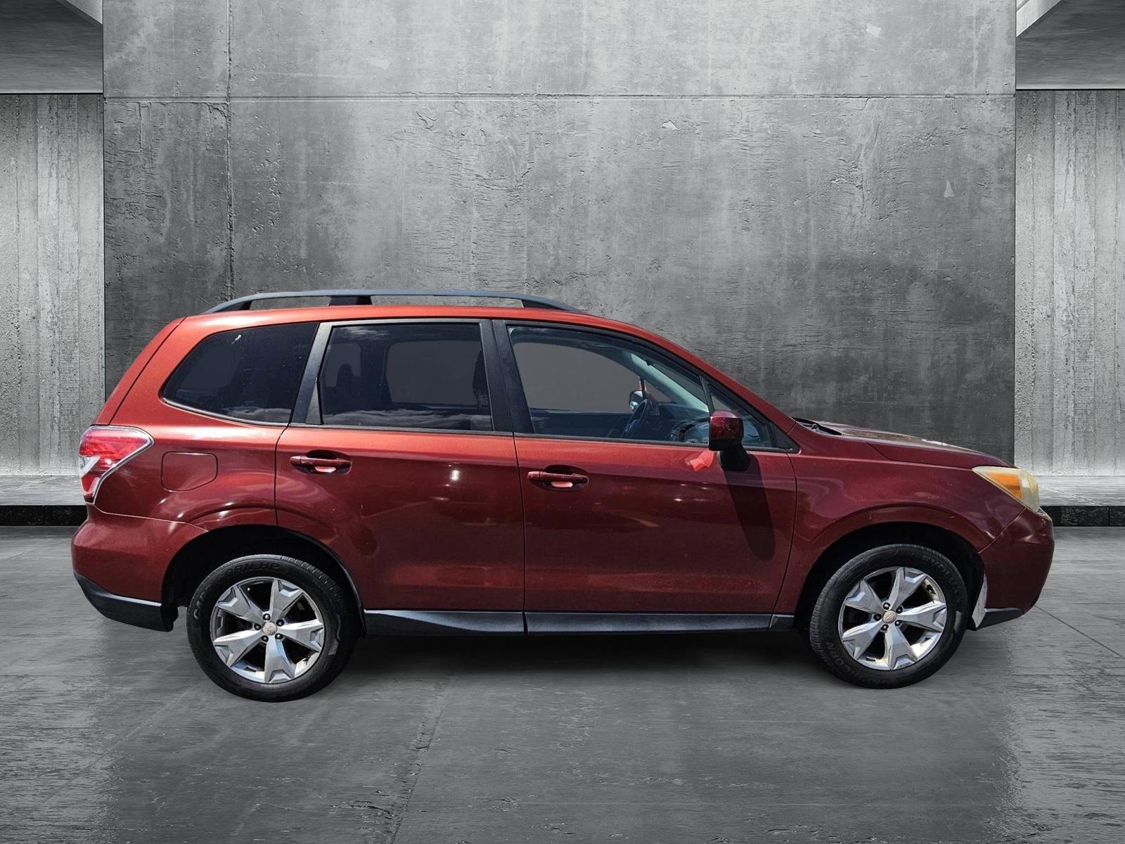2014 Subaru Forester 2.5i Premium photo 4