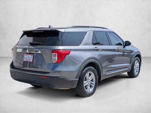 2023 Ford Explorer XLT photo 4