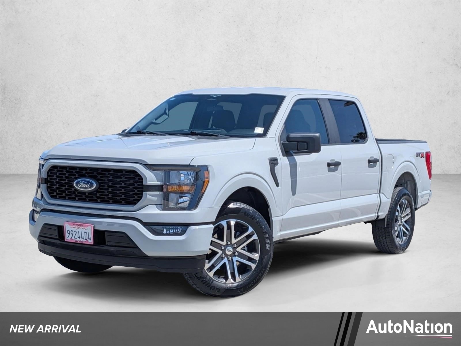 2023 Ford F-150 XL SuperCrew 5-1/2 Box's photo