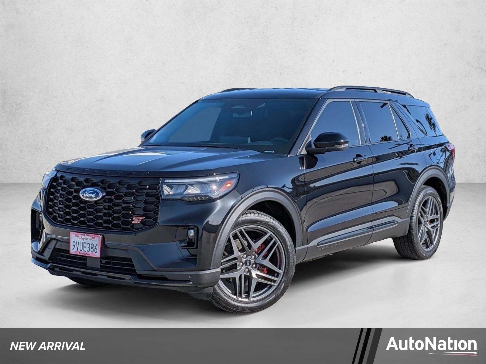 2025 Ford Explorer ST 4WD (PL535)'s photo