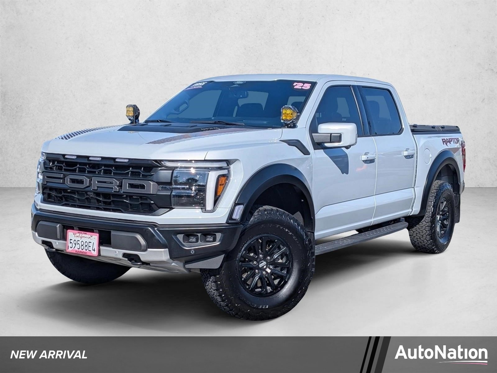 2025 Ford F-150 Raptor 4x4 SuperCrew 5-1/2 Box's photo