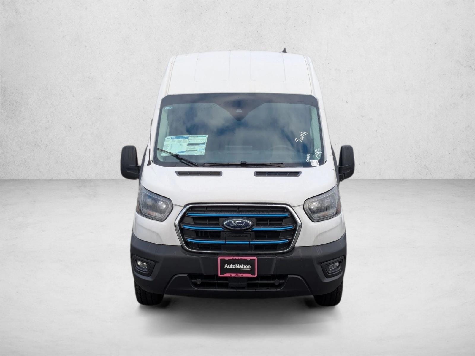 2025 Ford E-Transit Cargo Van Base - Photo 6