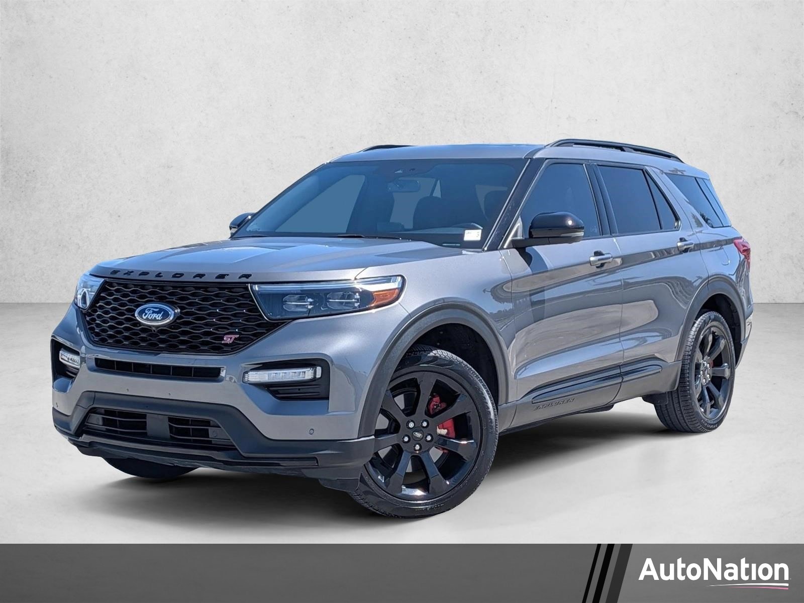 2023 Ford Explorer ST 4WD's photo
