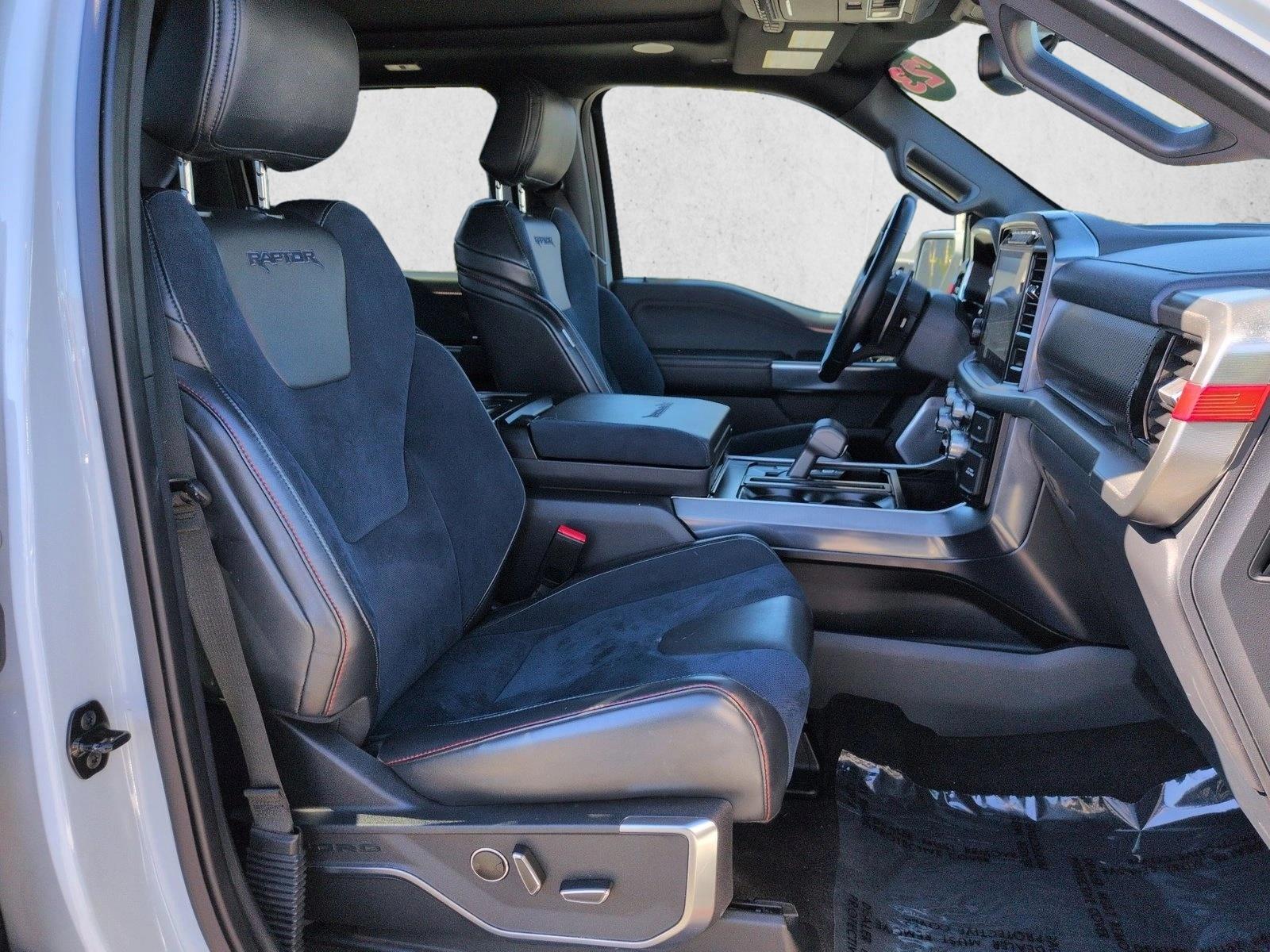 2023 Ford F-150 Raptor - Photo 22