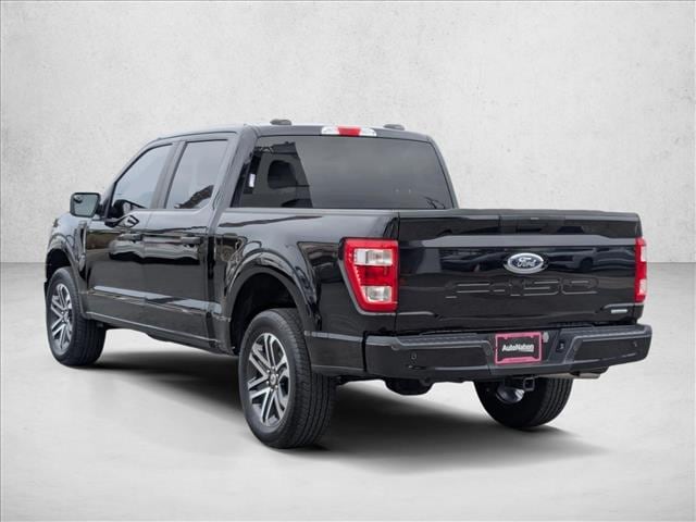 2023 Ford F-150 XL photo 3