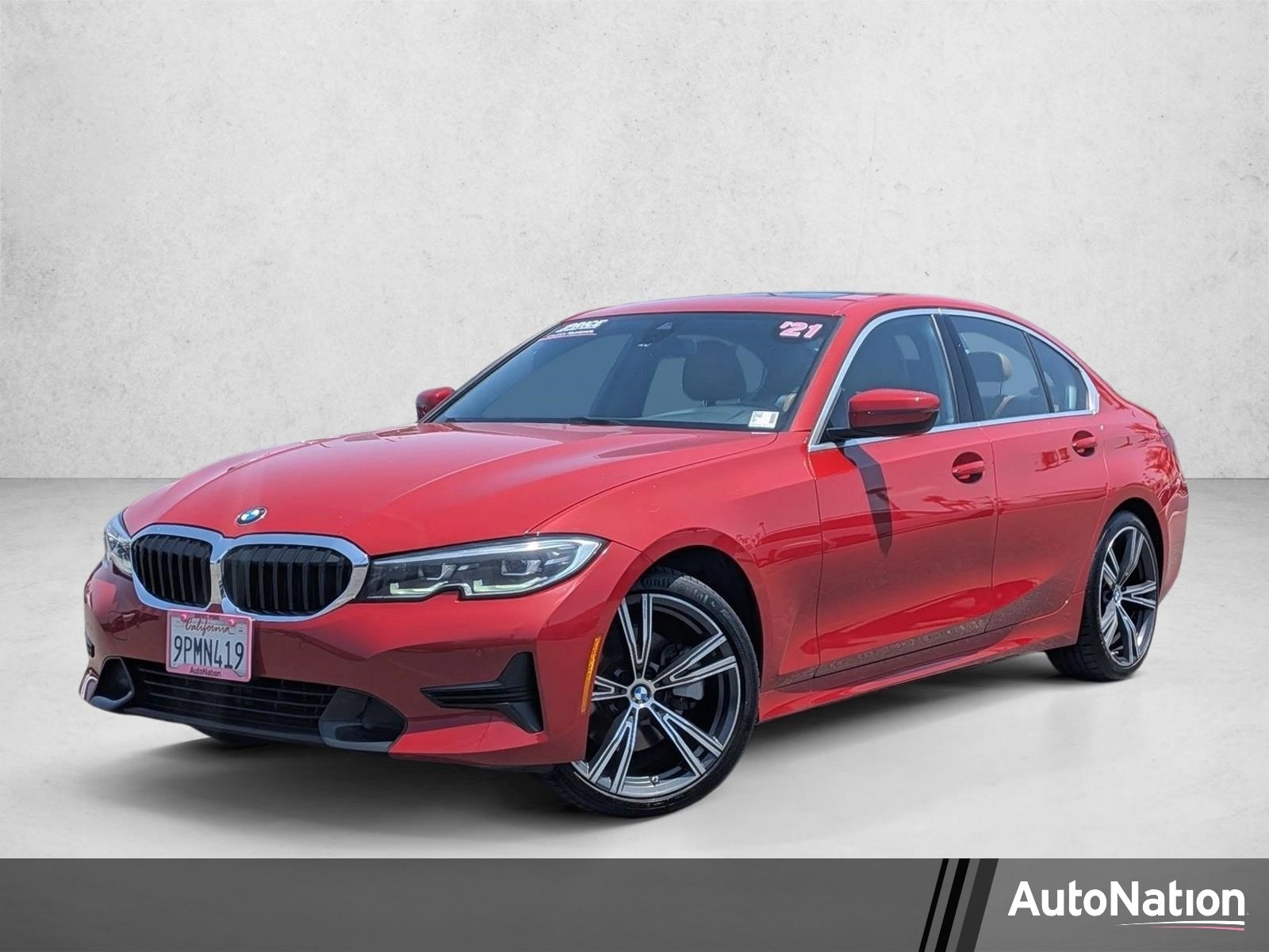 2021 BMW 3 Series 330i Sedan's photo