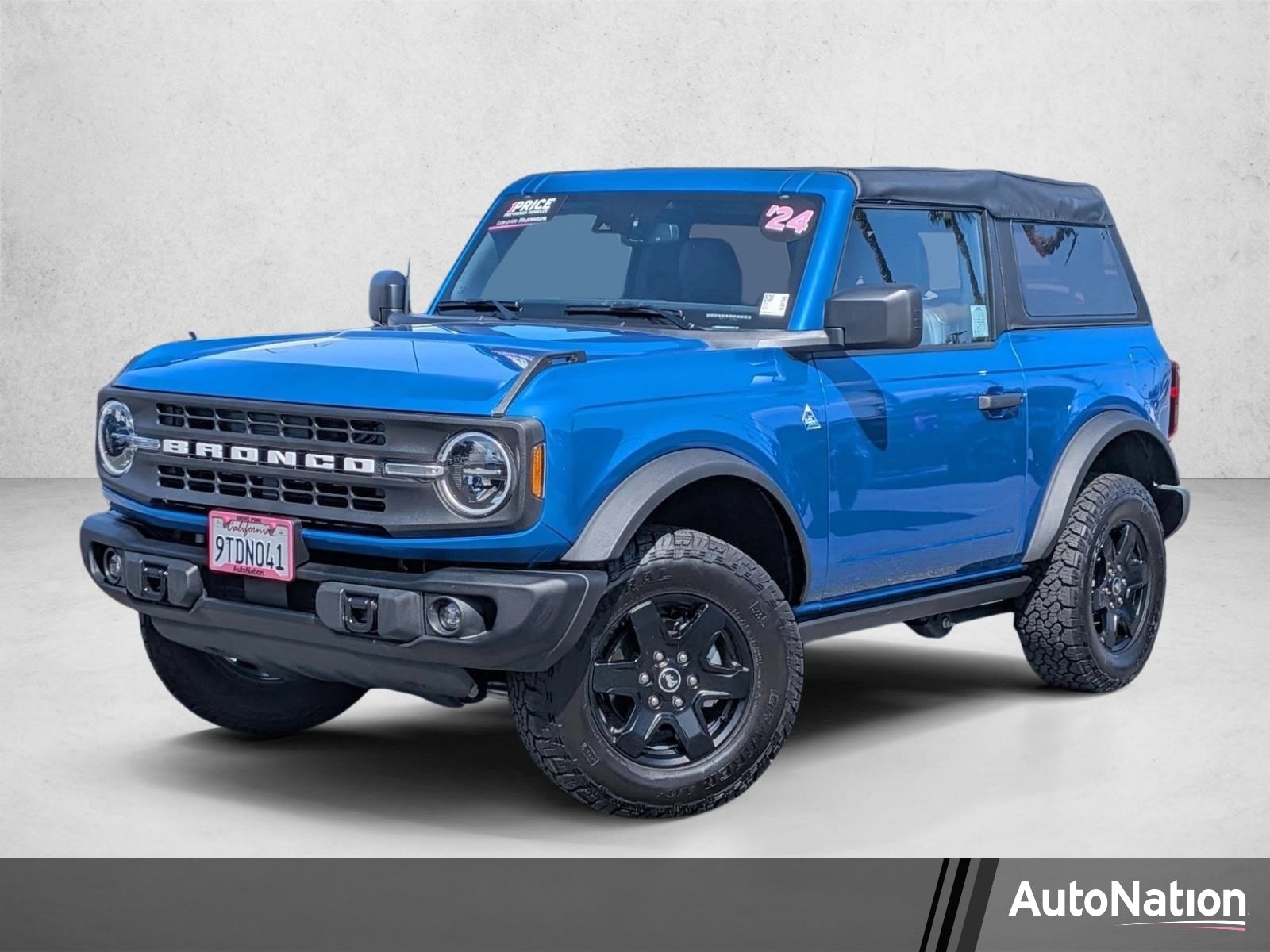 2024 Ford Bronco Black Diamond Mid (322A) 4x4's photo