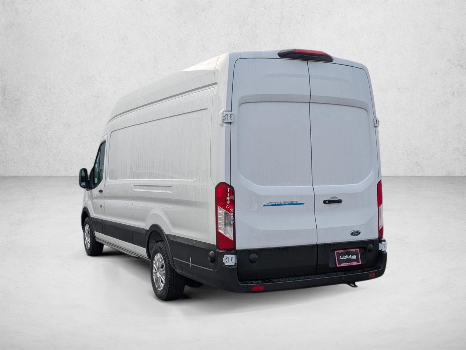 2025 Ford E-Transit Cargo Van Base - Photo 9
