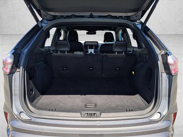 2022 Ford Edge ST-Line photo 5