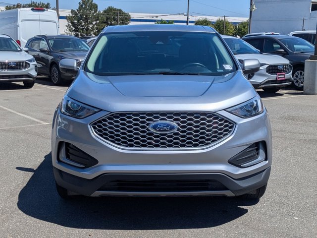 2024 Ford Edge SEL photo 2