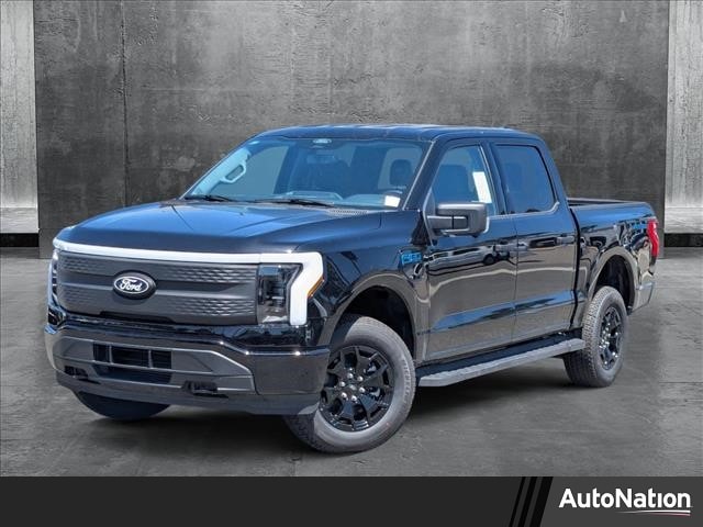 2025 Ford F-150 Lightning XLT's photo