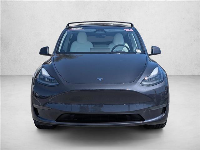 2024 Tesla Model Y Long Range photo 2