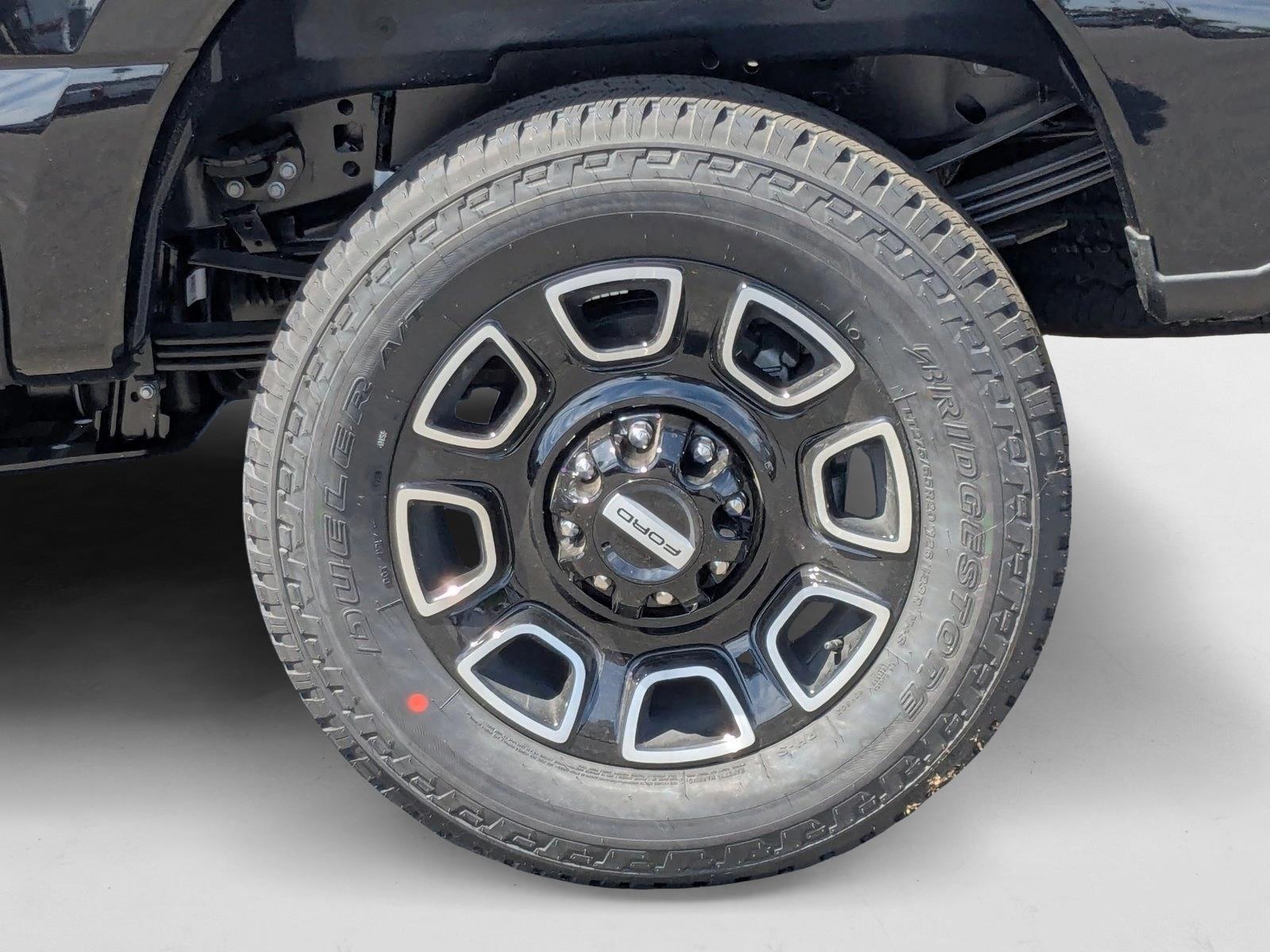 2025 Ford F-250 Super Duty Platinum - Photo 10