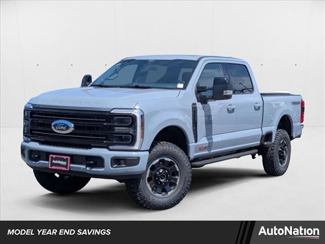 2025 Ford F-250 Super Duty Platinum's photo