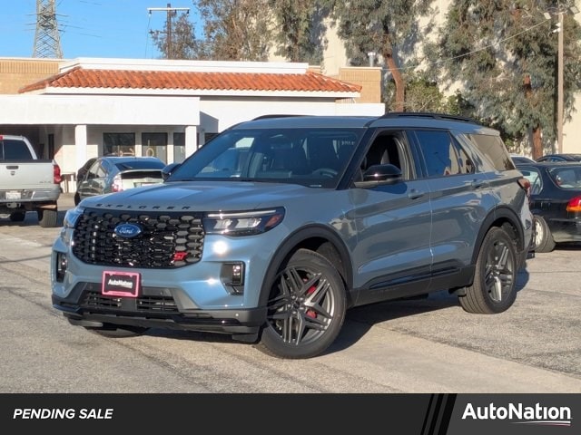 2026 Ford Explorer ST's photo