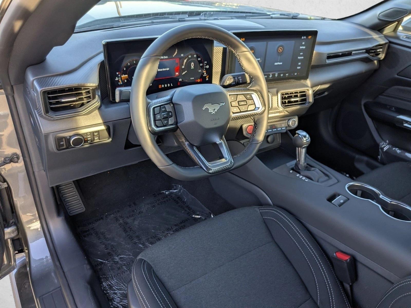 2026 Ford Mustang EcoBoost Fastback - Photo 3