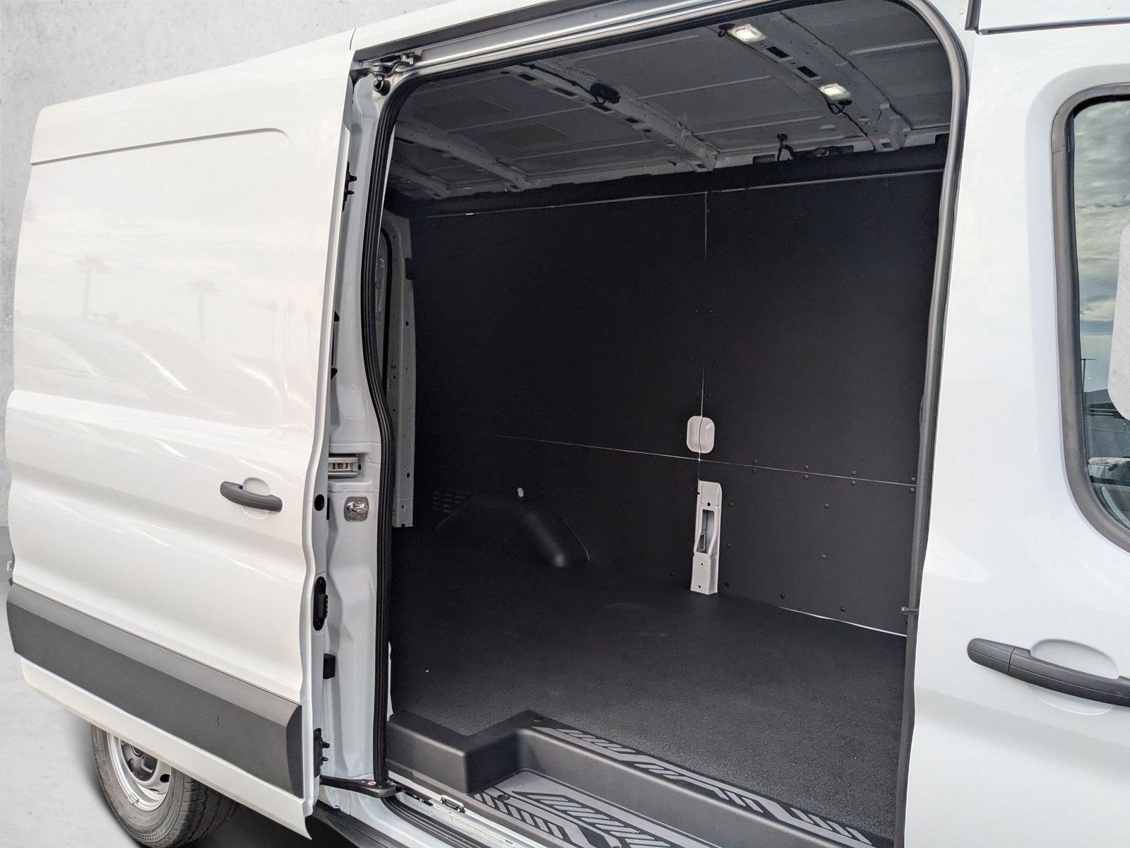 2026 Ford Transit Van Base - Photo 16