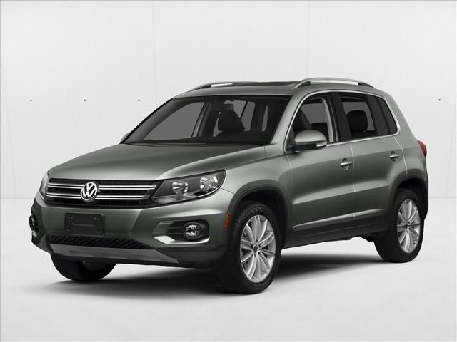 2016 Volkswagen Tiguan S's photo