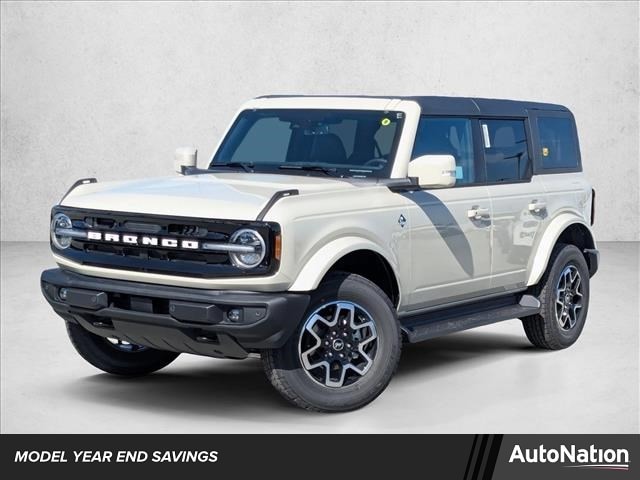 2025 Ford Bronco 4-Door Outer Banks's photo