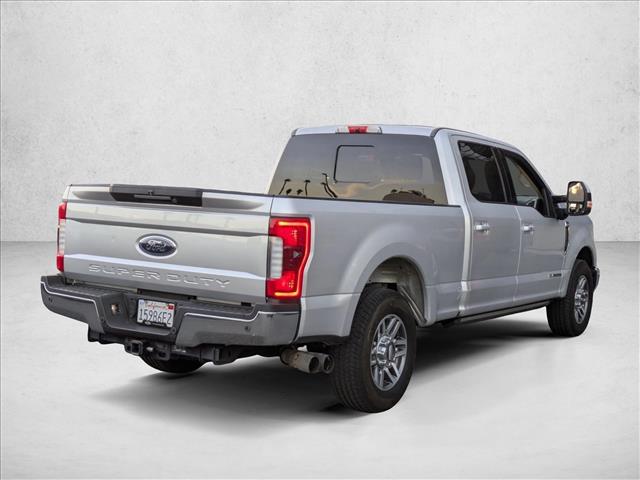 2017 Ford F-250 Lariat photo 4