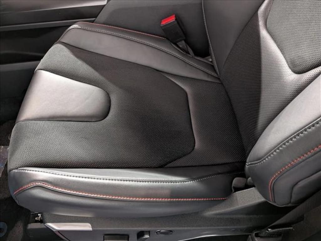 New 2025 Ford F-150 Raptor Truck SuperCrew Cab